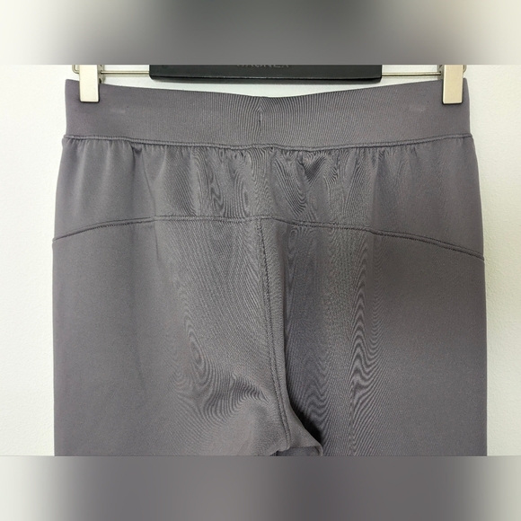 UNDER ARMOUR Women's UA IWD  Performance Pants Snap Panels Purple Size XS EUC - Picture 6 of 13